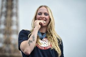 Paris 2024 - Fans welcome medalists at the Parc des Champions in Paris FA