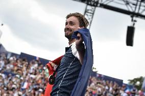 Paris 2024 - Fans welcome medalists at the Parc des Champions in Paris FA