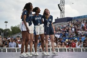 Paris 2024 - Fans welcome medalists at the Parc des Champions in Paris FA