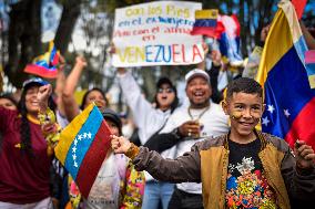 Venezuelans in Colombia during Presidential Elections