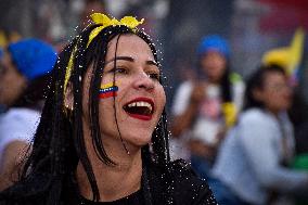 Venezuelans in Colombia during Presidential Elections