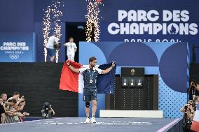 Paris 2024 - Fans welcome medalists at the Parc des Champions in Paris FA