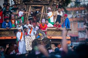 NEPAL-LALITPUR-RATO MACHINDRANATH FESTIVAL-CHARIOT