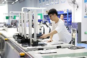 China Intelligent Industry