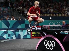 Paris 2024 - Table Tennis - Felix Lebrun v Lin Yun-ju