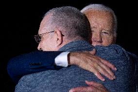 U.S. President Joe Biden and Vice President Harris greet hostages at Joint Base Andrews