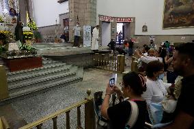 Relics Of St. Jude Thaddeus Arrive At San Hipólito Church In Mexico City