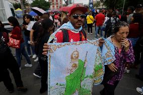 Relics Of St. Jude Thaddeus Arrive At San Hipólito Church In Mexico City