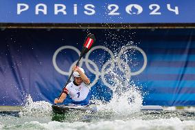 Paris 2024 - Italy’s De Gennaro Takes Gold In The Men’s Kayak Single