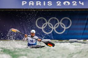 Paris 2024 - Italy’s De Gennaro Takes Gold In The Men’s Kayak Single