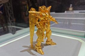 Golden Free GUNDAM