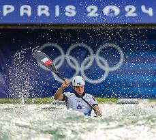 Paris 2024 - Italy’s De Gennaro Takes Gold In The Men’s Kayak Single