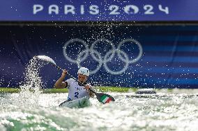 Paris 2024 - Italy’s De Gennaro Takes Gold In The Men’s Kayak Single