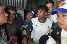 Prisca Awiti, Silver Medal Winner Arriving Mexico City Airport