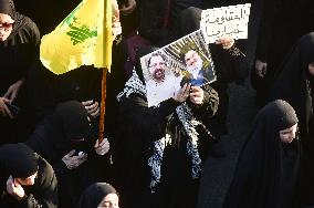 Hezbollah Fighters and Mourners Attend Funeral of Top Commander Fuad Shukr in Beirut