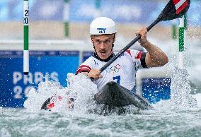 Paris 2024 - Italy’s De Gennaro Takes Gold In The Men’s Kayak Single