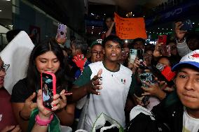 Prisca Awiti, Silver Medal Winner Arriving Mexico City Airport