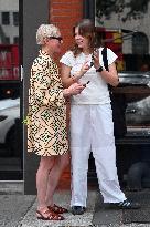 Exclu - Michelle Williams And Her Daughter Out - NYC