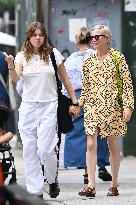 Exclu - Michelle Williams And Her Daughter Out - NYC