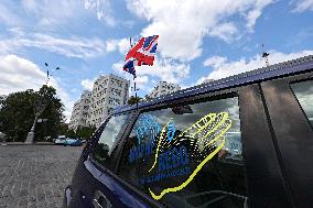 Cars from UK delivered for Kharkiv volunteers