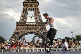 Paris 2024 - Bicycle riders performance at the Parc des Champions in Paris FA