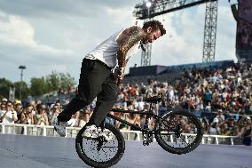 Paris 2024 - Bicycle riders performance at the Parc des Champions in Paris FA