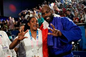 Paris 2024 - Judo - Teddy Riner Celebrates Gold With Family And Friends