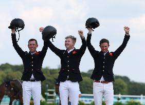 (PARIS2024)FRANCE-VERSAILLES-OLY-EQUESTRIAN