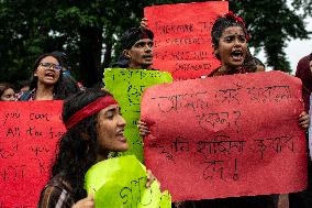 Droho Jatra: Protest March From National Press Club To Shaheed Minar