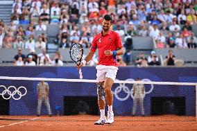 Paris 2024 - Tennis - Novak Djokovic v Lorenzo Musetti