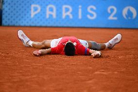 Paris 2024 - Tennis - Novak Djokovic v Lorenzo Musetti