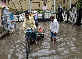 Heavy Rain In Kolkata