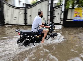 Heavy Rain In Kolkata