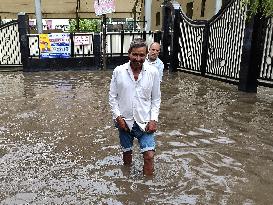 Heavy Rain In Kolkata