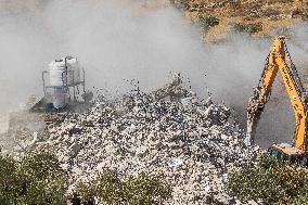 Israel Demolish Palestinian Homes In Nablus