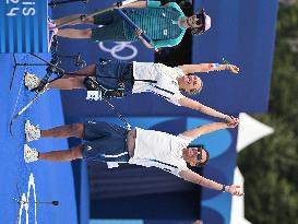 Paris 2024 - Lisa Barbelin of Team France wins bronze medal Archery