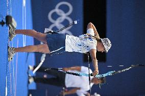 Paris 2024 - Lisa Barbelin of Team France wins bronze medal Archery