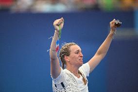 Paris 2024 - Lisa Barbelin of Team France wins bronze medal Archery