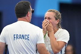 Paris 2024 - Lisa Barbelin of Team France wins bronze medal Archery