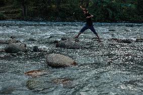 Daily Life In Pahalgam