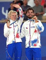 Paris 2024 - Katerina Siniakova And Tomas Machac Win Gold