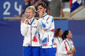 Paris 2024 - Katerina Siniakova And Tomas Machac Win Gold