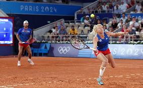 Paris 2024 - Katerina Siniakova And Tomas Machac Win Gold