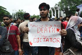 Thousands Of Students And Peoples Protest In Dhaka