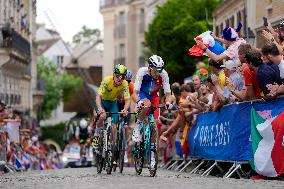 Paris 2024 - Road Race - Kevin Vauquelin Competing