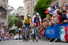 Paris 2024 - Road Race - Kevin Vauquelin Competing