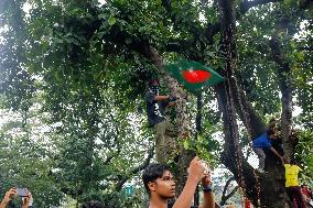 Students Renew Bangladesh Protests