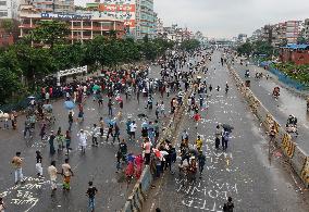 Students Renew Bangladesh Protests