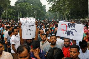 Students Renew Bangladesh Protests