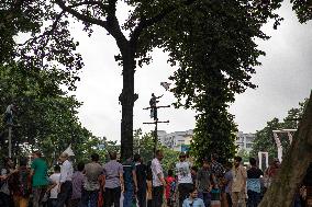 Students Renew Bangladesh Protests